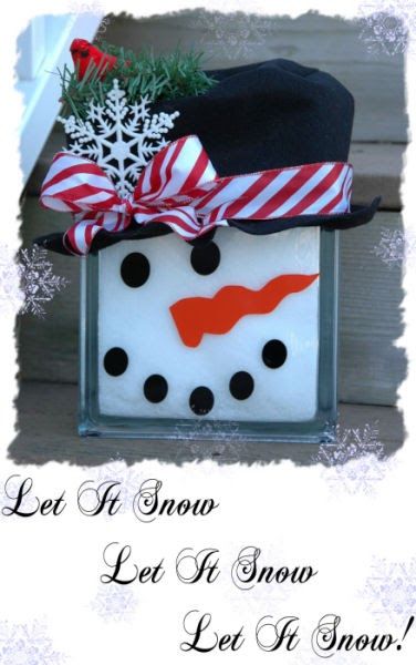 I can't get enough of snowmen! I made this cutie today.  Ingredients:  pre-drilled glass block faux snow face cut on my Cricut handmade fel... Painted Glass Blocks, Christmas Glass Blocks, Decorative Glass Blocks, Diy Schneemann, Glass Block Crafts, Embroidery Garden, Lighted Glass Blocks, Christmas Blocks, Block Craft