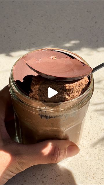 Gina Burgess on Instagram: "Brownie Blended Oats 🍫😍
Ad. These @Linwoodshealthfoods Chocolate Protein Overnight Oats are genuinely such an amazing product, they’re a great source of protein and you only need to add milk to them. The result is delicious chocolate overnight oats (blended or not) that will keep you going and make you feel amazing! Recipe below 🫶🏼

1 cup Linwoods Chocolate Protein Oats
1 cup soya milk
50g dark chocolate 
1 tsp coconut oil

Stir the oats and soya milk together in a container or bowl. Cover and leave to set for 2 hours or overnight. 

Enjoy as they are or blend into a thicker pudding like consistency. 

Pour into jars or ramekins.

Melt the chocolate with the coconut oil and pour over the top. Leave to set for a few minutes in the fridge, enjoy!

#chocolateoa Chocolate Protein Oats, Chocolate Protein Overnight Oats, Blended Oats, Chocolate Overnight Oats, Protein Oats, Protein Overnight Oats, Soya Milk, Chocolate Oats, Bowl Cover