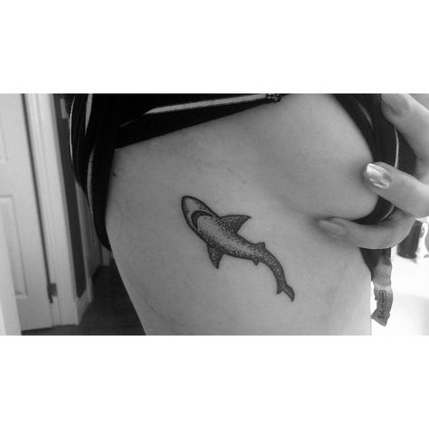 Shark Tattoo on the Ribs Small Shark Tattoo, Shark Tattoo, Meaningful Tattoos For Women, Shark Tattoos, Thigh Tattoos Women, Tattoo Designs And Meanings, Feather Tattoos, Sleeve Tattoos For Women, Rib Tattoo