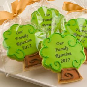 awesome idea Family Reunion Cakes, Family Reunion Keepsakes, Family Reunion Food, Family Reunion Decorations, Family Reunion Activities, Family Reunion Favors, Reunion Decorations, Reunion Gift, Truly Scrumptious