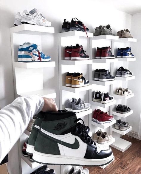 Does your collection compete? 💯💯💯 Sneakerhead Bedroom, Sepatu Air Jordan, Motivation Photo, Sneaker Closet, Sneakerhead Room, Sneaker Displays, Hypebeast Room, Sneaker Storage, Shoe Room