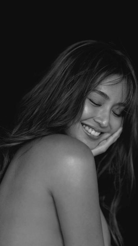 Kathryn Bernardo Wallpaper, Kathryn Bernardo Photoshoot, Experimental Portrait, Bday Pics, Bday Shoot, Shooting Inspiration, Davika Hoorne, Daniel Padilla, Kathryn Bernardo