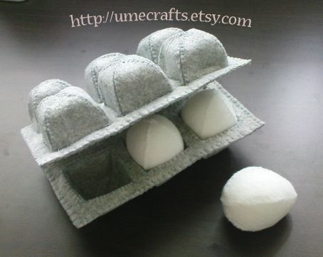 Felt Food Eggs & Egg Carton | original patterns from feltsoc… | Flickr Felt Food Diy, Diy Hanging Shelves, Felt Play Food, Wine Bottle Diy Crafts, Diy Felt, Felt Food, Felt Patterns, Egg Carton, Set Patterns