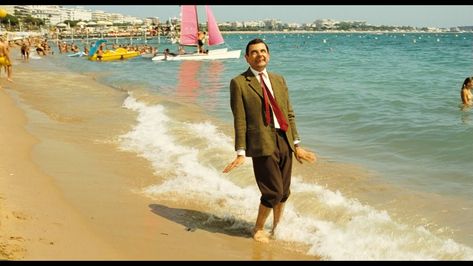 Sammy Slabbinck, Holiday Meme, Mr Ben, Jean Dujardin, Jacqueline Bisset, Jean Reno, Mr Bean, Security Breach, Sean Connery