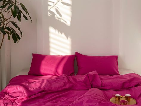 Introducing our Fuchsia linen duvet cover, made with the finest, custom stonewashed linen. This comforter cover, available in queen, king, twin, full, and double sizes, comes in a gorgeous shade of pink that will add a pop of color to any bedroom. The coconut buttons and ribbon ties give it a charming touch, while the hidden closure keeps your duvet securely in place. Soft and breathable, this quilt cover is perfect for all seasons. It also comes in fuchsia and purple, allowing you to mix and match according to your style. Get the luxury of linen for your bed with our Fuchsia linen duvet cover.  Order now and experience the comfort and elegance it provides. DETAILS * Has ties in all four corners for securing the blanket * Please note that actual colors may slightly vary due to the fact tha Maximalist Bed, Duvet Covers Uk, Pink Bed Sheets, Linen Fiber, Linen Comforter, Linen Duvet Cover, Nature Friendly, Girl Bedroom Decor, Pink Bedding