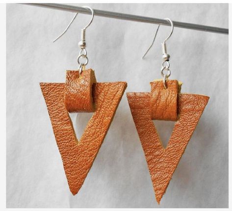 Handmade Leather Earrings Ideas, Leather Scrap Projects, Leather Earrings Ideas, Leather Earrings Diy, Diy Earrings Easy, Leather Jewelry Making, Earrings Diy Handmade, Handmade Leather Jewelry, Diy Leather Earrings