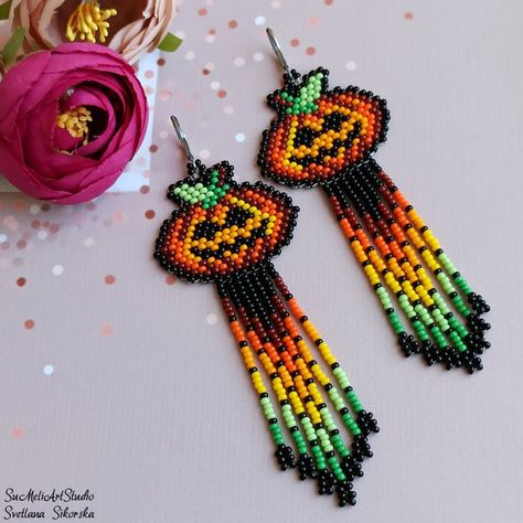 Halloween Earrings Beaded, Halloween Beaded Jewelry, Beaded Halloween, Beaded Critters, Lantern Earrings, Pumpkin Jewelry, Funny Earrings, Witch Earrings, Art Perle