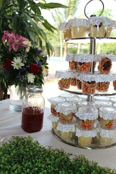 Sliders Display Ideas, Mexican Dessert Table Ideas, Mesas De Snack Ideas, Chamoy Ideas, Cup Display, Mexican Candy, Snack Table, Candy Table, Snacks Für Party