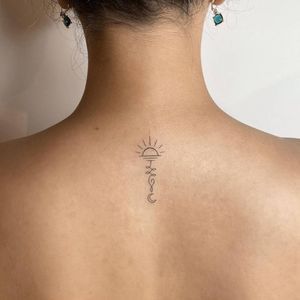 Sun Tattoo Small, Sunshine Tattoo, Sun And Moon Tattoo, Boho Tattoos, Unalome Tattoo, Sun Tattoos, Discreet Tattoos, Sun Tattoo, Dainty Tattoos