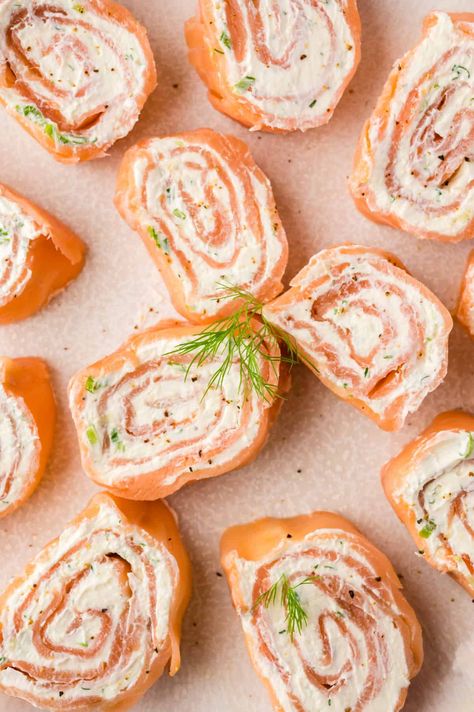 Smoked Salmon Pinwheels Smoked Salmon Pinwheels, Salmon Pinwheels, Lox And Bagels, Impressive Appetizers, Salmon Roll, Pinwheel Appetizers, Make Ahead Appetizers, Elegant Appetizers, Pinwheel Recipes