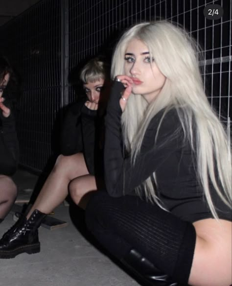 Grunge Blonde, Lex Dakota, Light Goth, Blonde Goth, Long Hair Inspo, White Hair Girl, Rp Aesthetic, Blonde Aesthetic, Felicia Hardy