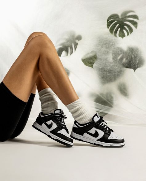 Dunk Low Panda, Gymnastics Shoes, Basket Sport, Nike Sb Dunks, Womens Athletic Shoes, Nike Cortez, Nike Dunk Low, Outdoor Shoes, Dunk Low