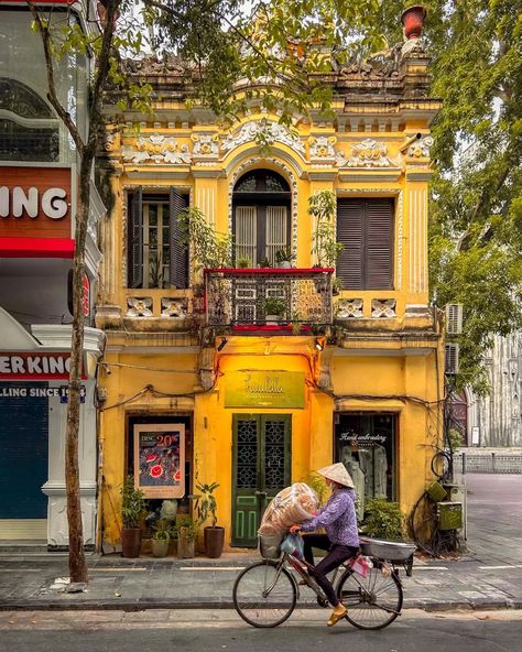 Photograph Idea, Hanoi Travel, Hoi An Old Town, Hanoi Old Quarter, Good Morning Vietnam, Ascii Art, Vietnam Tours, Ha Noi, Phu Quoc