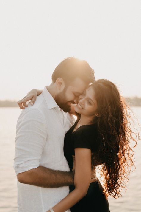 #savethedate #postwedding #couple #photoideas #couplephotos #romance #love Beach Morning Photoshoot, Beach Photography Couples, Yamuna Ghat, Pre Wedding Photoshoot Beach, Bride Groom Photoshoot, Couples Beach Photography, Pre Wedding Photoshoot Props, Morning Beach, Pre Wedding Videos