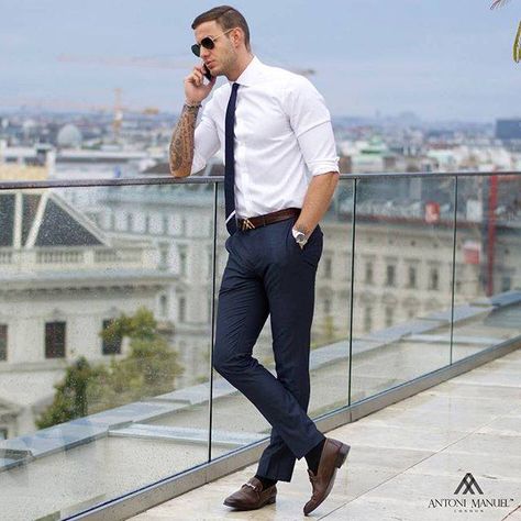 Car Salesman Outfit Mens Fashion, Mens Professional Fashion Work Outfits, Business Professional Outfits Men Suits, Mens Interview Outfit Casual, Men’s Business Professional, Interview Outfit Men Professional, Realtor Outfits Men, Men Interview Outfit, Mens Professional Outfits