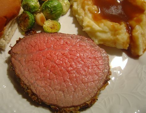 A Perfect Eye Of Round Roast Beef Recipe - Food.com - Yes it was!! Eye Of Round Roast Recipes, Round Roast Recipes, Eye Round Roast, Eye Of Round Roast, Perfect Roast Beef, Roast Beef Recipe, Eye Of Round, Round Steak Recipes, Prime Rib Recipe