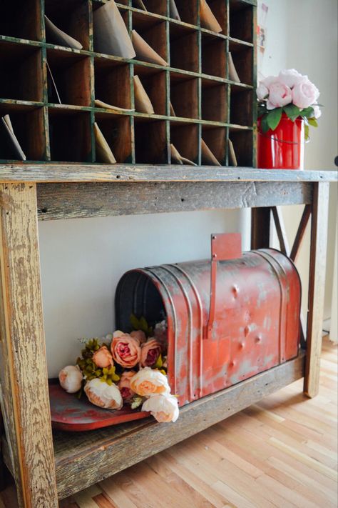 A chippy mailbox makes for the perfect Valentine Decor Industrial Valentines Decor, Vintage Valentine Vignettes, Valentine Vignette Vintage, Eclectic Valentines Decor, Vintage Inspired Valentine Decor, Thrifted Valentines Decor, Valentines Antique Booth Ideas, Valentine Vintage Decor, Country Valentine Decor