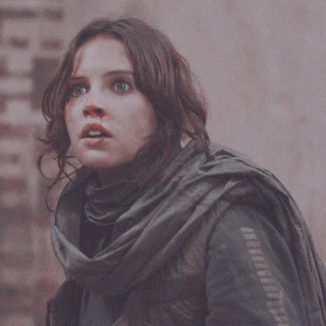 Jyn Erso Icon, Jyn Erso Aesthetic, Rogue One Jyn Erso, Felicity Rose Hadley Jones, Rogue One Star Wars, Jyn Erso, Sci Fi Tv Shows, Reference Pics, Special Force