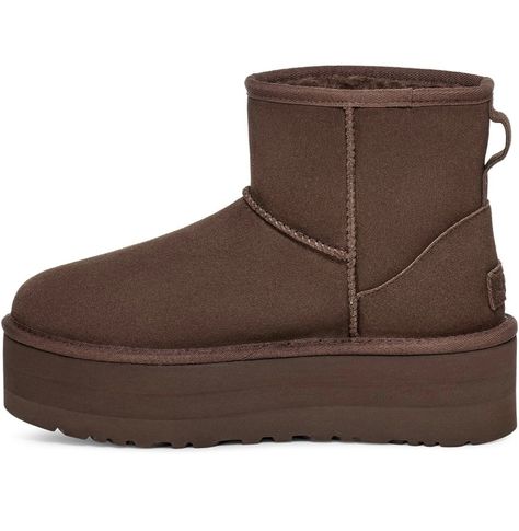 Burnt Cedar UGGS Ugg Classic Mini Platform, Brown Platform Boots, Ugg Shoes Women, Brown Uggs, Cute Uggs, Brown Ugg Boots, Ugg Mini, Ugg Classic Mini, Ugg Classic