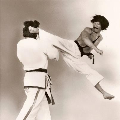 Tae Kwon Do Master Hee Il Cho- Spinning Heel Kick World Taekwondo, Korean Martial Arts, Ancient Africa, Boxe Thai, Kung Fu Martial Arts, Tae Kwon Do, Tai Chi Chuan, Pencak Silat, Ju Jitsu