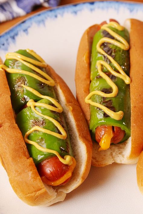 Jalapeño Popper DogsDelish Jalapeno Popper Recipes, Poppers Recipe, Cheese Dog, Hot Dog Recipes, Campfire Food, Sloppy Joe, Jalapeno Poppers, Cooking On The Grill, Dog Recipes