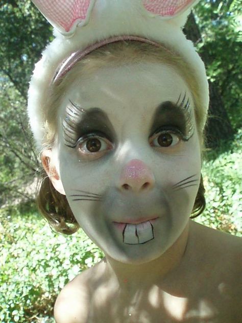 Funny Face Paint, Bunny Makeup, Kids Face Paint, Party Makeup, Animal Party, Funny Faces, Body Painting, Face Painting, Art Art