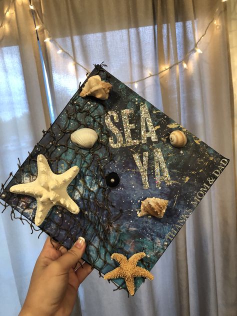 Sea ya graduation hat Beach Grad Cap, Jersey Shore Graduation Caps, Beachy Graduation Cap, Ocean Grad Cap, Senior Caps, Graduation Things, Creative Graduation Caps, High School Graduation Pictures, Graduation Party Desserts