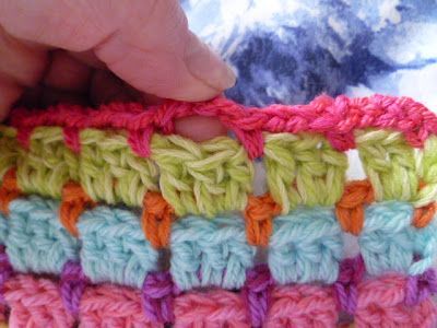 Interlocking block stitch Block Stitch, Stitch Tutorial, Crochet Motifs, Crochet Stitches Tutorial, Crochet Instructions, Crochet Stitches Patterns, Yarn Projects, Love Crochet, Brick Stitch