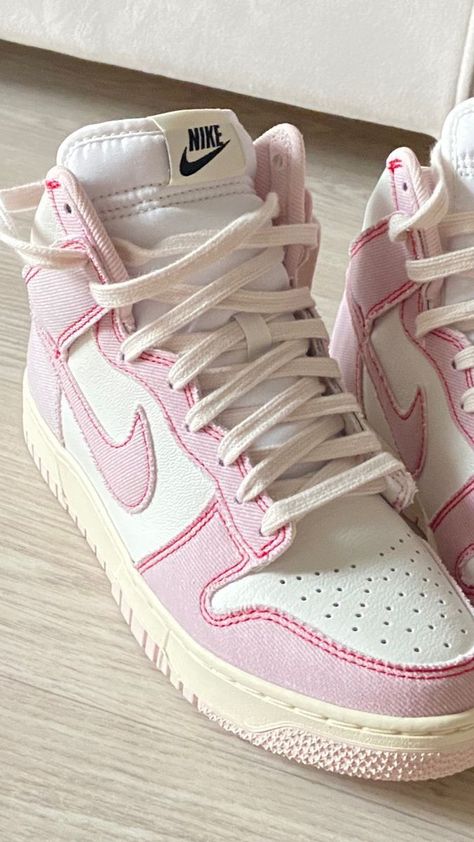 Cute Shoes Sneakers Pink, Pink Shoes Aesthetic, Indian Images, Pink Nike Shoes, Pretty Sneakers, Trendy Shoes Sneakers, Preppy Shoes, Pretty Shoes Sneakers, Cute Nike Shoes