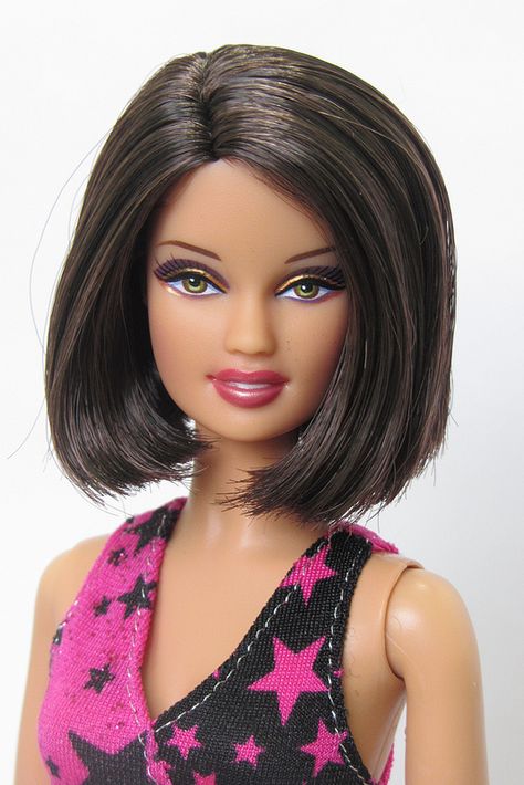 Barbie Basics 2009 Black Label Collection 001 Model 11 TERESA | Flickr - Photo Sharing! Barbie Hairstyles Real Life, 2009 Barbie, Barbie Hairstyles, Barbie Hairstyle, Barbie Basics, Doll Scenes, Barbie Model, Barbie Princess, Black Barbie