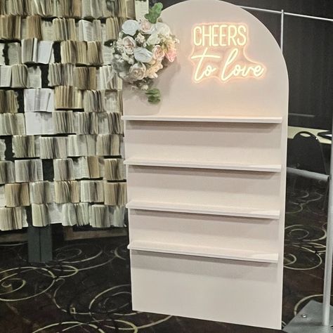 perfect drink, tret and/or champagne wall rental for weddings, bridal showers, brithday and event. Wedding Drink Wall, Softplay Business, Diy Champagne Wall, Champagne Wall Wedding, Engagement Background, Flower Bridal Shower Theme, Treat Wall, Drink Wall, Dark Wedding Theme