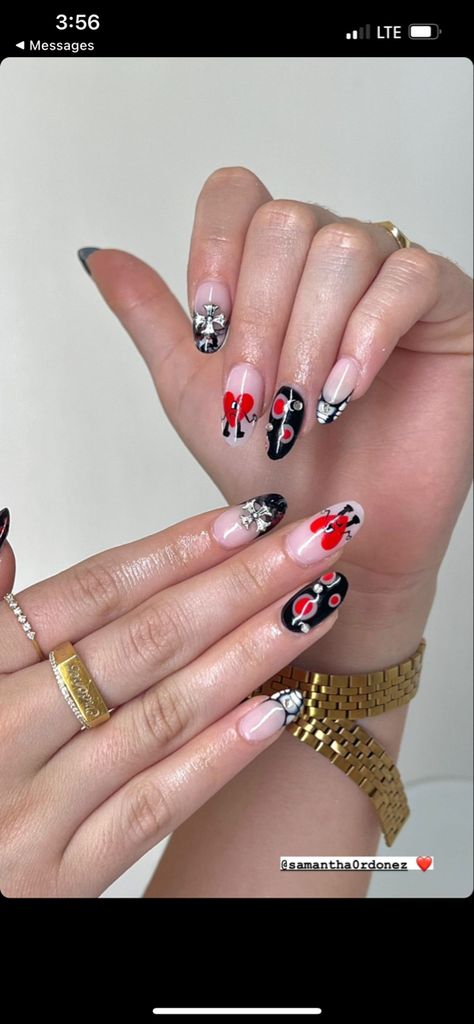 Bad Bunny Halloween Nails, Bad Bunny Nails Nadie Sabe, Bad Bunny Tattoo, Bad Bunny Nails, Trendy Nail Designs, Bunny Tattoos, Bunny Nails, Long Acrylic, Trendy Nail