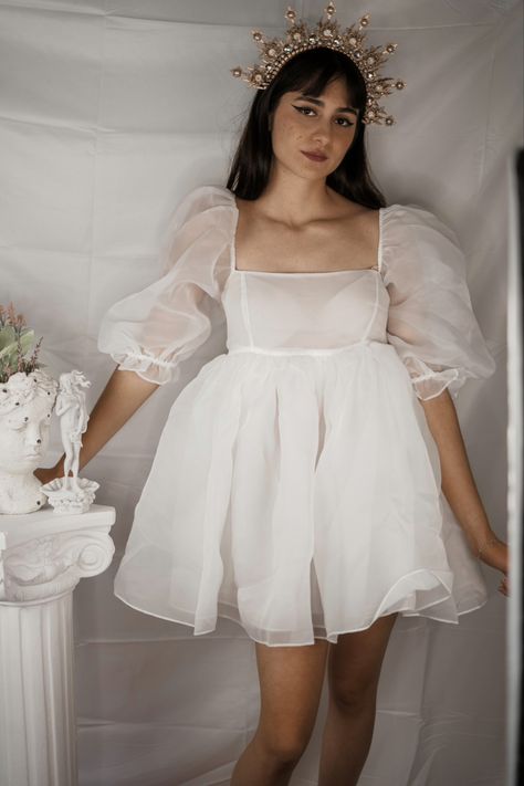 White Poofy Dress Short, Selkie Dress White, Selkie White Dress, White Selkie Dress, Puffy White Dress, White Puff Dress, Short Puffy Dresses, Bridgerton Ball, Selkie Dress