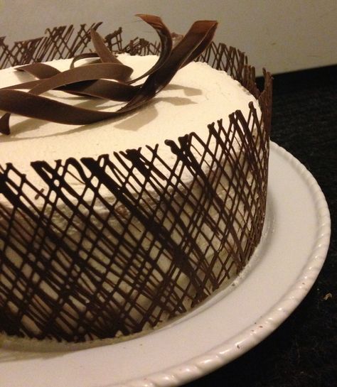 Chocolate Cage Decor, Chocolate Lace Cake, Chocolate Decoration, Chocolate Cake Designs, Chocolate Garnishes, Chocolate Work, Simple Cake Designs, Chocolate Cake Decoration, Cake Decorating Frosting