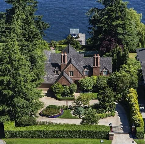 Windermere Mansion With Private Funicular Down to $6.9M - Pricechopper - Curbed Seattle Seattle Mansion, Michigan Lake House, Hampton Estates, Lakefront Property, Seattle Homes, Lakefront Homes, Tudor House, Tudor Style, Waterfront Property