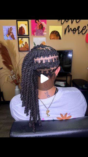 Loc’d by Lotus 🪷 on Instagram: "lemonade barrel style 🍋🍋🍹~ 2 year old loc extensions installed by me 🩷 •  ⭐️ this is my ONLY business page. i’m NOT associated with TikTok or any other platforms. •  LIKE | SHARE | TAG !   #locs #locstyles #instantlocs #womenwithlocs #kidswithlocs #starterlocs #baltimorelocs #dmvlocs #dmvhair #locmaintanence #marylandloctician #laurelhairstylist #virginialoctian #cosmetoloy #celebrityloctician #dmvhairstylist #loctician #starterlocstyles #locjourney #naturalhair #retwist #locretwist #celebrityloctician #explorepage #marylandstylist #dmvloctician #womenlocstyles #dmvnaturalhair #locdbylotus" Barrels Locs, Loc Barrels, Loc Styles With Beads, Dyed Locs, Loc Extensions, Starter Locs, Business Page, Locs Hairstyles, Loc Styles