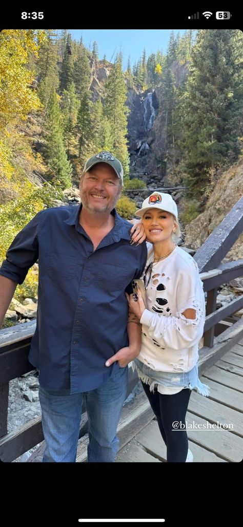 Blake Shelton And Gwen Stefani, Blake And Gwen, Gwen And Blake, Blake Shelton And Gwen, Blake Shelton, Gwen Stefani, My Girl, Weddings, Quick Saves