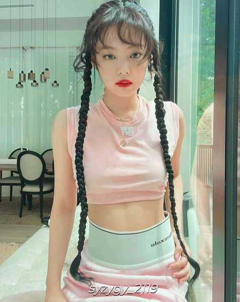 New Tone, Instagram Queen, Girls Diary, Jennie Kim Blackpink, Blackpink Jennie, These Girls, Fashion Makeup, K Pop, بلاك بينك