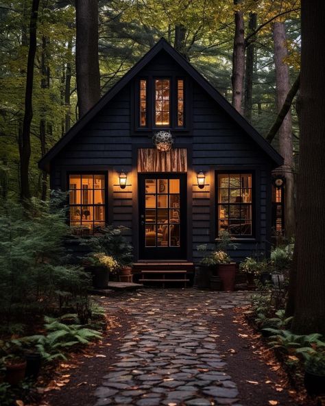 Pacific Northwest House, Alaska Hotel, Small Country House, Small Stone Cottage, Cottage Shutters, Small House Exterior, Small Country Homes, Black Cottage, Eco Homes