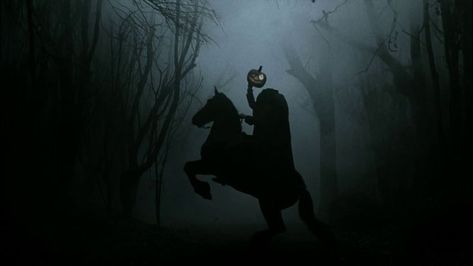 Sleepy Hollow Movie, Sleepy Hollow 1999, All Hope Is Gone, The Legend Of Sleepy Hollow, Legend Of Sleepy Hollow, Tim Burton Films, Tim Burton Movie, Headless Horseman, Movie Shots