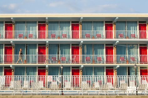 American Motel, Motel Design, Roadside Motel, Stairs Indoor, Wildwood New Jersey, Retro Motel, Vintage Motel, Motel Room, Beach Homes