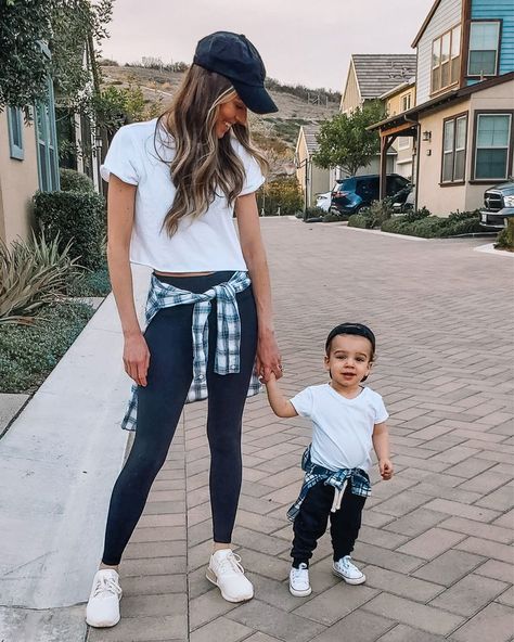 Mom Son Fashion, Toddler Mom Outfits, Baby Mama Outfits, Spring Baby Outfits Boy, Boy Mom Matching Outfits, Mama And Son Matching Outfits, Toddler Spring Outfits Boys, Baby Boy And Mom Outfits, Mommy And Me Boy Outfits