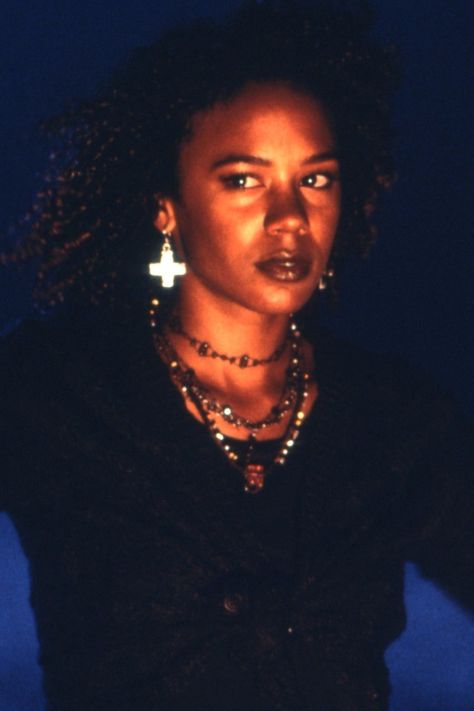 Rachel True, The Craft 1996, The Craft Movie, Robin Tunney, Tarot Card Readers, Season Of The Witch, Witchy Woman, Reading Tarot Cards, Scary Movies