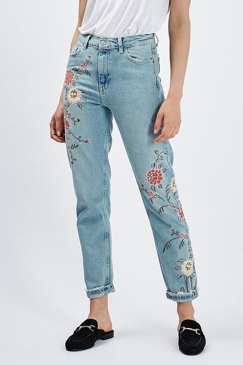 MOTO Floral Embroidered Mom Jeans | Topshop Jeans With Flowers, Embroidered Mom Jeans, Topshop Mom Jeans, Ripped Jeggings, Diy Vetement, Outfit Jeans, Jeans Mom, Embroidered Jeans, Colored Denim