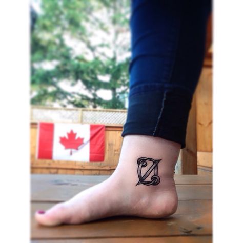 Tiny Wizard Of Oz Tattoo, January Tattoo, Wizard Of Oz Tattoo, Oz Tattoo, Sharpie Doodles, Emerald City, Body Modifications, Love Tattoos, Deathly Hallows Tattoo