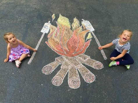 National s'mores day 2015 chalk drawing Sidewalk Chalk Photos, Chalk Art Christmas, Sidewalk Chalk Art Ideas, Chalk Photography, Chalk Pictures, Chalk Art Ideas, Chalk Activities, Chalk Photos, Fun Chalk Art