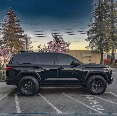 Toyota Sequioa, Toyota Trd Pro, Cool Truck Accessories, Toyota Tundra Trd, Toyota Suv, Aesthetic Cool, Dream Vehicles, Mom Car, Toyota Sequoia