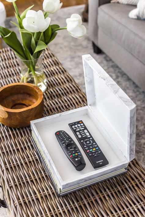 Faux Marble Remote Control Holder from a Cigar Box - Bless'er House Tv Remote Holder Ideas, Tv Remote Holder Ideas Diy, Ottoman Tray Styling, Ask Bridesmaids, Surface Styling, Tv Remote Holder, Remote Organization, Remote Control Organizer, Interesting Decor