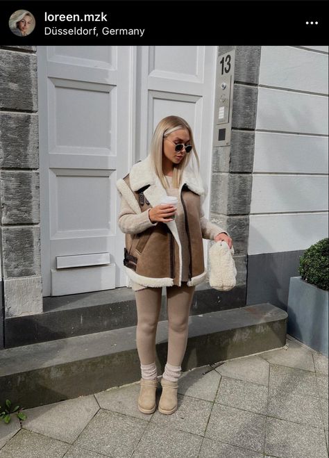 Gilet Outfit Women, Gilet Outfit, Jacket Outfit Women, Collar Vest, Beige Outfit, Zara Outfit, Trendy Fall Outfits, Dusseldorf, Causual Outfits