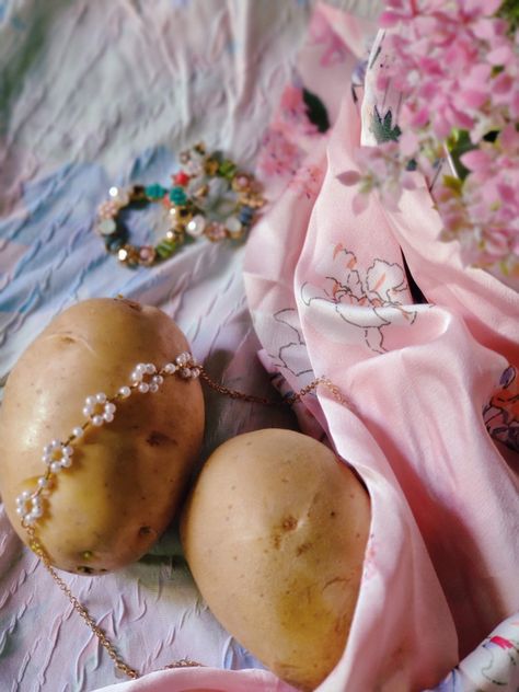 Coquette Potato, Potatoe Aesthetic, Claire Vibes, Aesthetic Potato, Potatoes Aesthetic, Jaz Core, Potato Aesthetic, Potato Girl, Pink Instagram